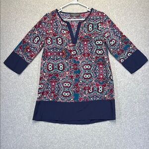 Red and White Graphic 3/4 Sleeve Tunic